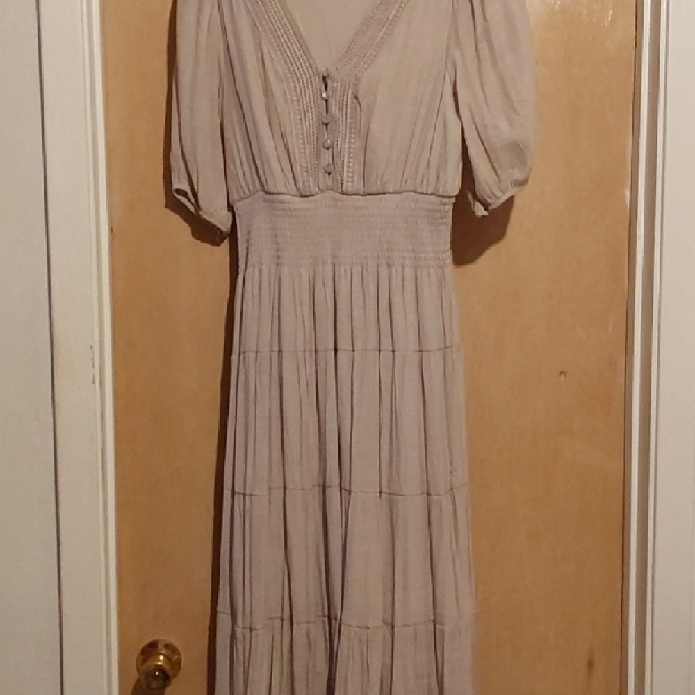 Kings Road Elegant Beige Maxi Dress Sz. M